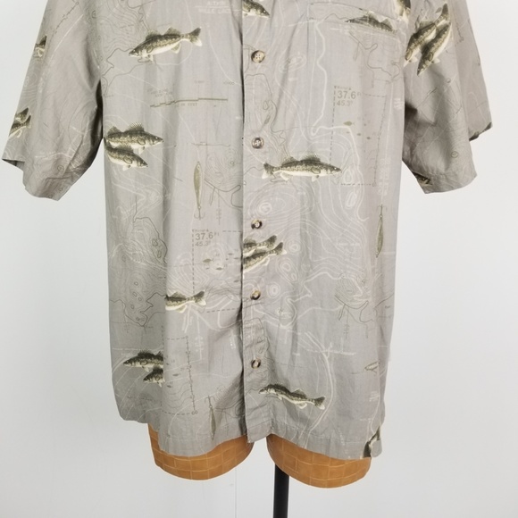 *SOLD* Columbia River Lodge Fish Print Button Down - Picture 3 of 7